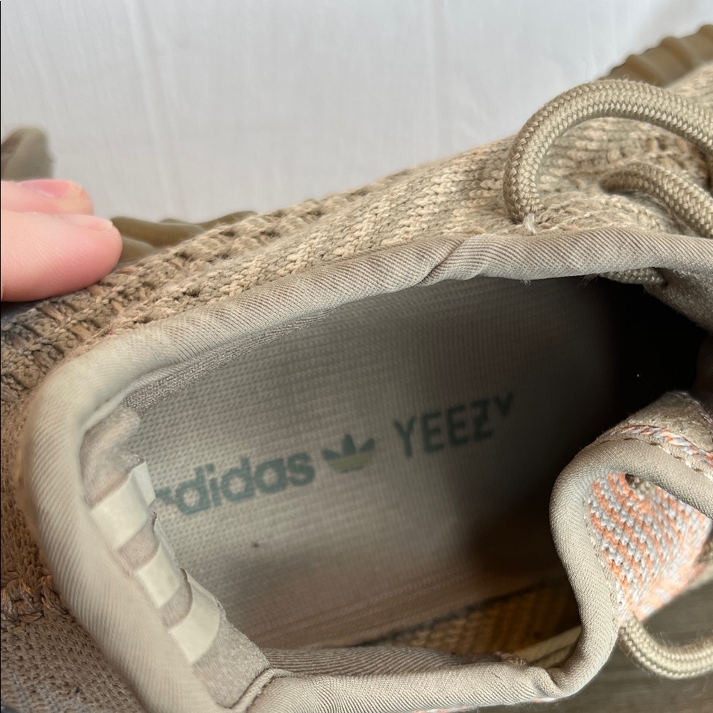 adidas Yeezy Boost 350 V2 Sand Taupe Athletic Shoes Men 6.5/Wo 8 - Picture 7 of 10